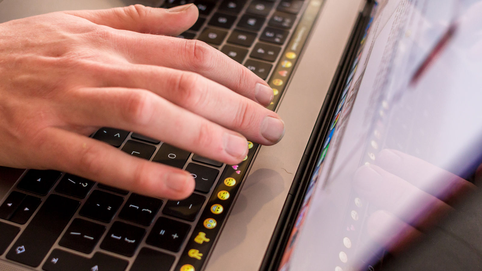 How to use emoji on Mac: Touch Bar